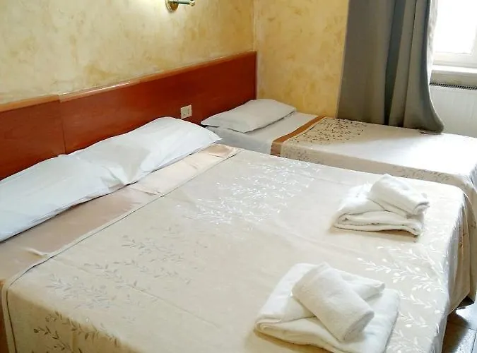 Ferrari Otel Roma
