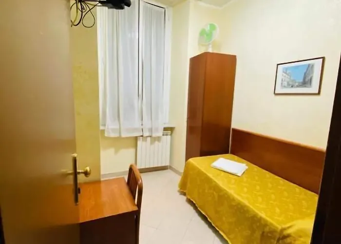 Ferrari Otel 2*